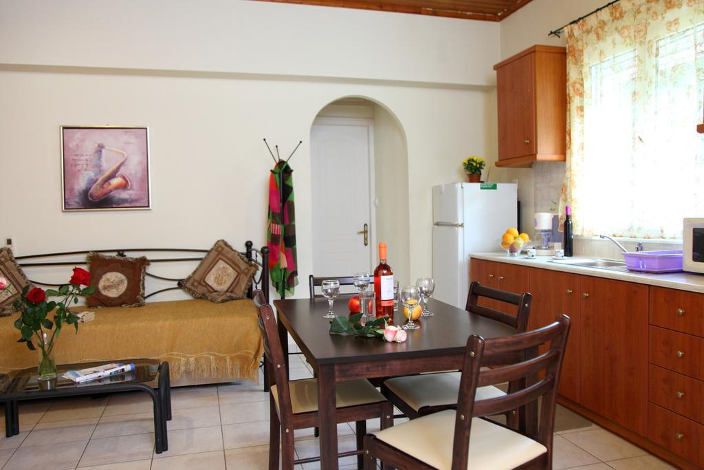 Apartments Avra Kalligoni Szoba fotó